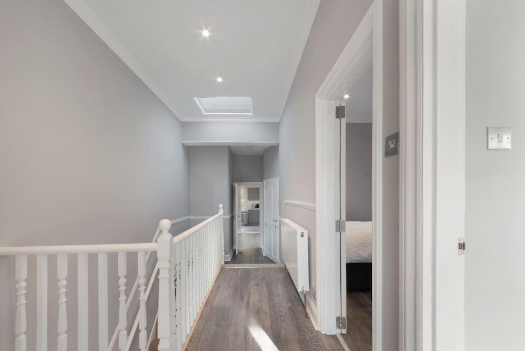 North Kensington Westfield 3 Bedroom New Deluxaprt Appartamento